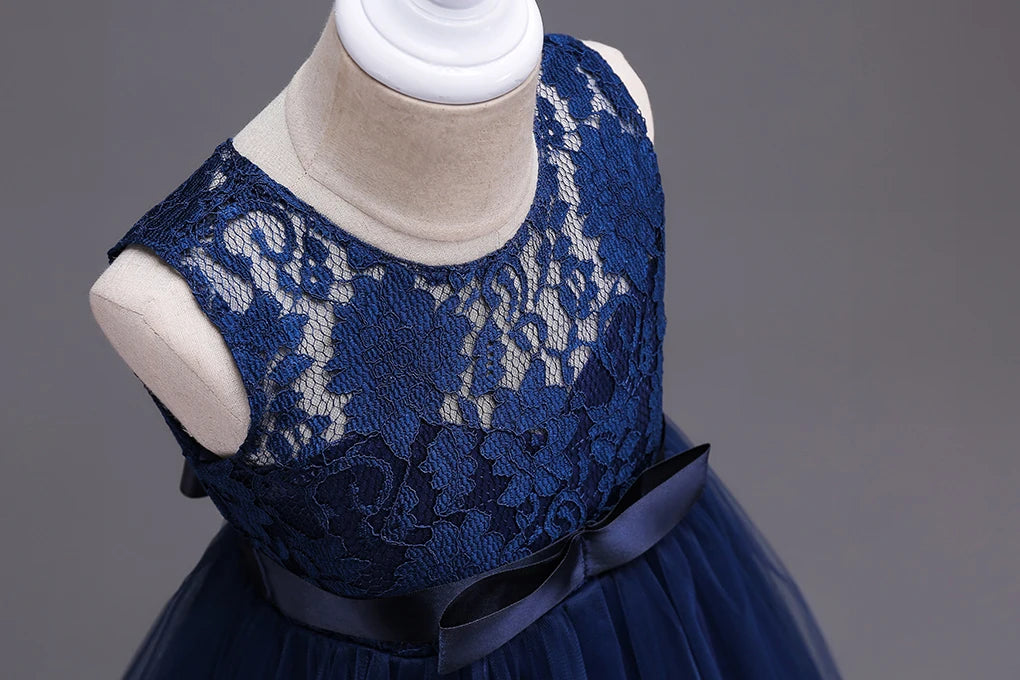 Western girls dress Princess dress Children's dress long lace skirt that draped the floor Evening dress