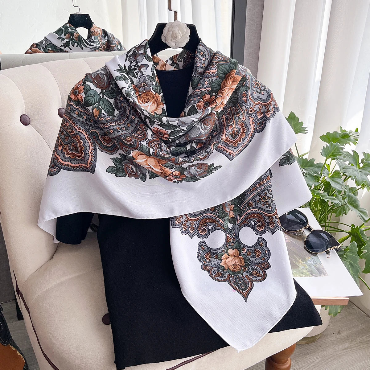 Women Russian Floral Scarf Ethnic Style Square Bandana Head Scarves Ladies Handkerchief Headband Silk Scarf Hair Wraps 2025