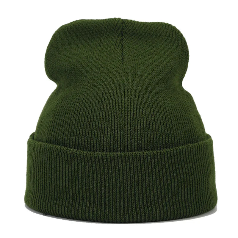 Knitted hats for men and women in autumn and winter, pure color, simple and versatile. Knitted hats with pullovers and cold hats