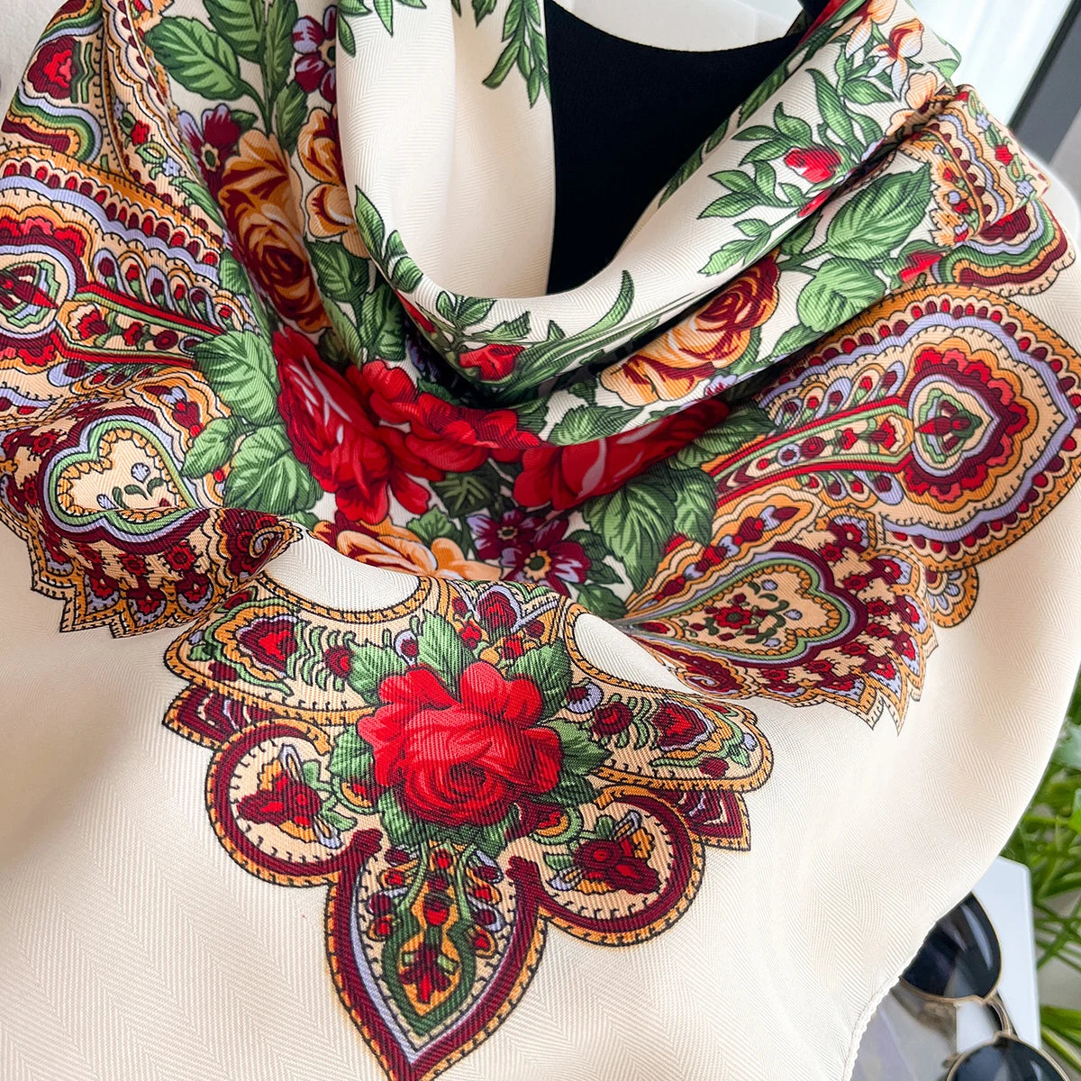 Women Russian Floral Scarf Ethnic Style Square Bandana Head Scarves Ladies Handkerchief Headband Silk Scarf Hair Wraps 2025