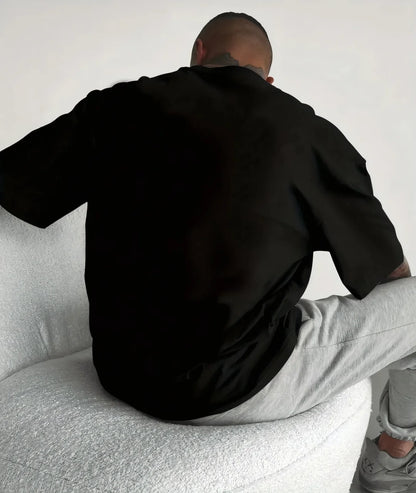 The 2025 summer new men's T-shirt is a casual, simple, sporty, fashionable, soft and comfortable polyester men's wear