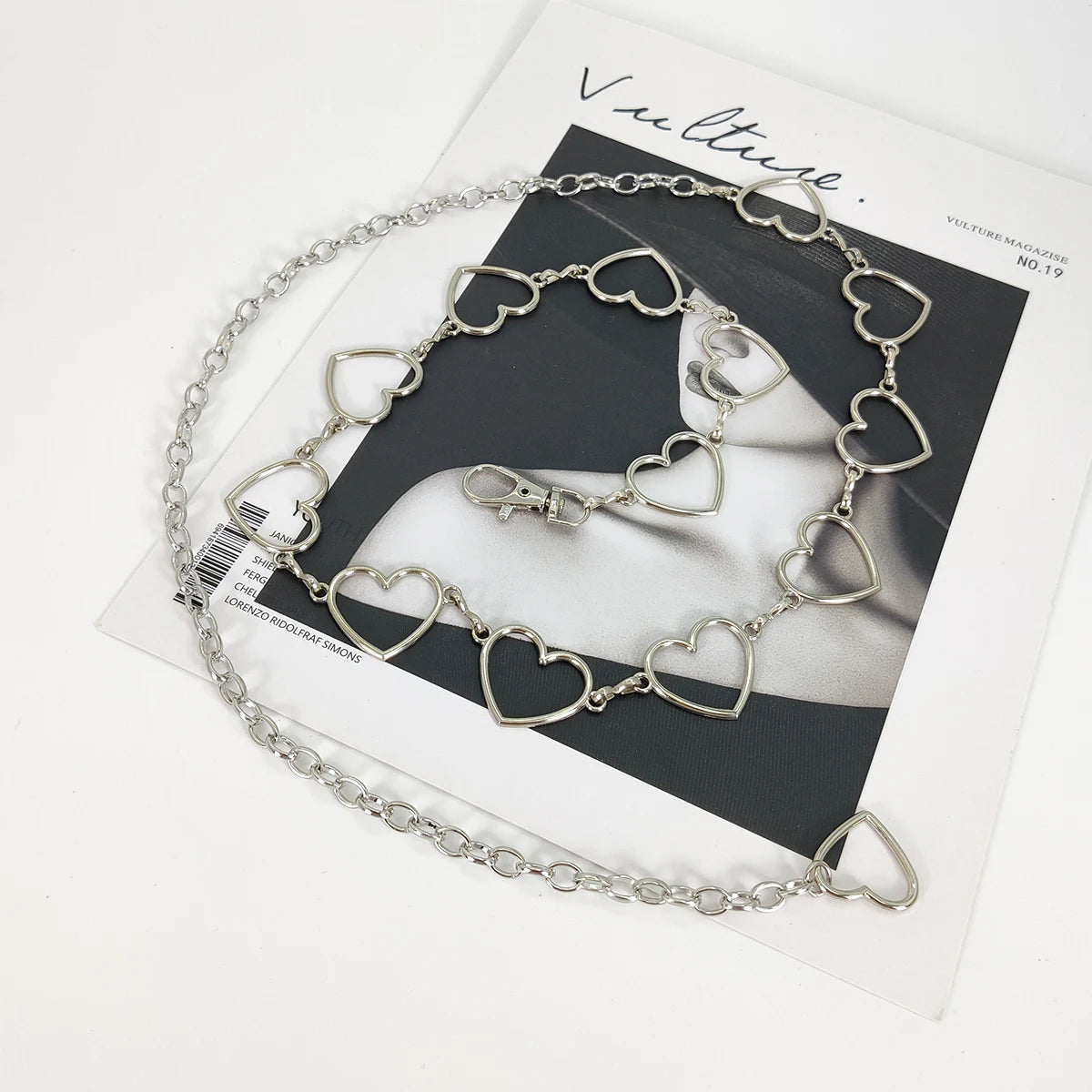 Female belts high-end luxury woman belt Heart Versatile Decoration Goth accessories Y2k belt Punk Waist Chain with Jeans Dress